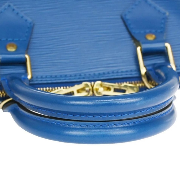 Auth Louis Vuitton Alma Epi Leather HandBag - Picture 10 of 15